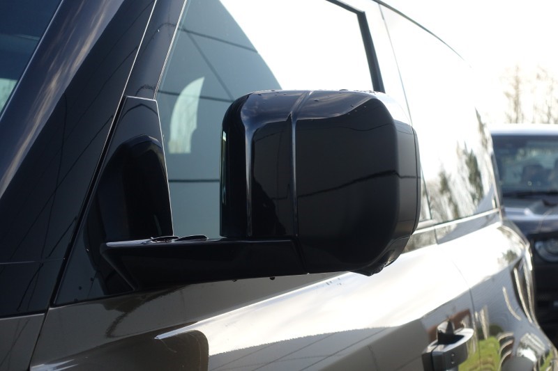 Used Land Rover Defender 2023 for sale - 77888386: Photo 34