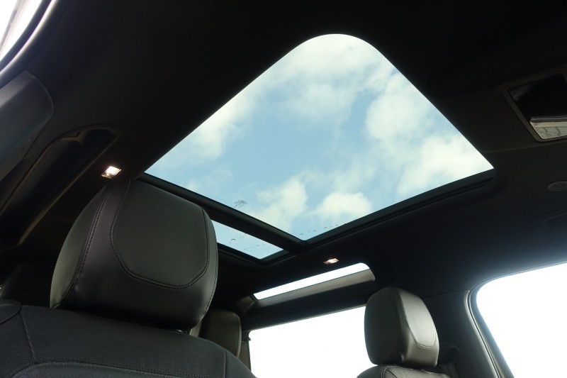 Used Land Rover Defender 2023 for sale - 77888386: Photo 50