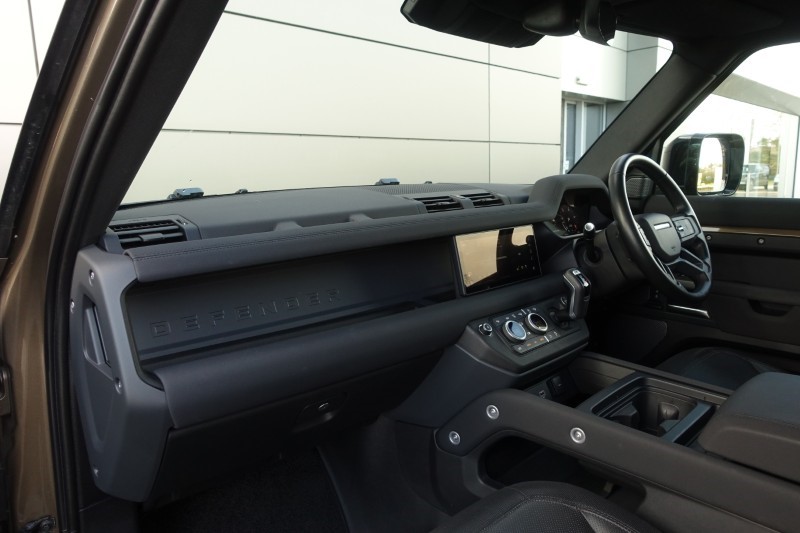 Used Land Rover Defender 2023 for sale - 77888386: Photo 58