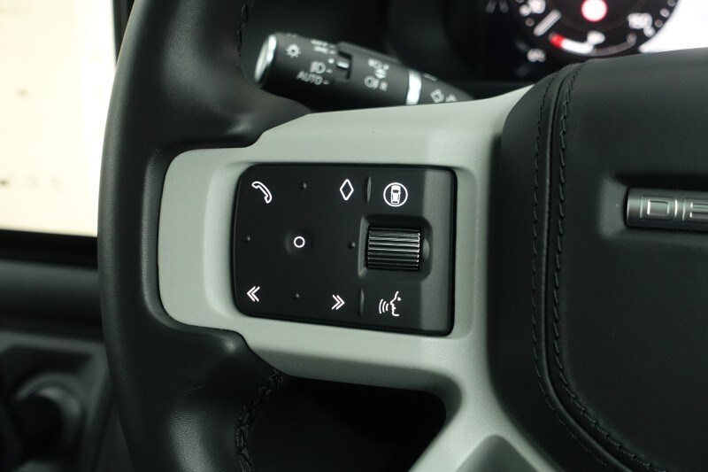 Used Land Rover Defender 2023 for sale - 77528261: Photo 42