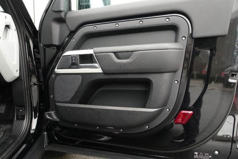 Used Land Rover Defender 2023 for sale - 77528261: Photo 55