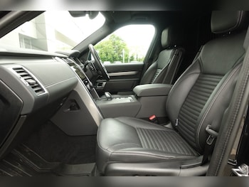 Used Land Rover Discovery 2023 for sale - 78604760: Photo