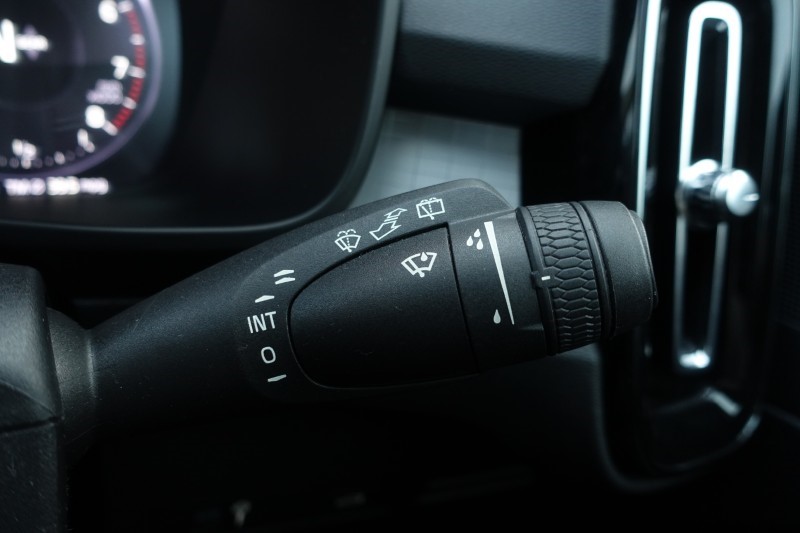 Used Volvo XC40 2020 for sale - 77151604: Photo 31