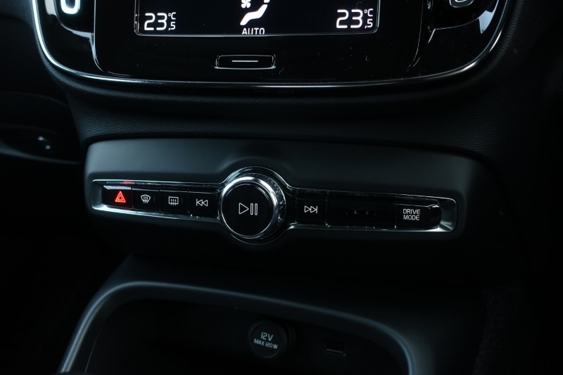 Used Volvo XC40 2020 for sale - 77151604: Photo 40