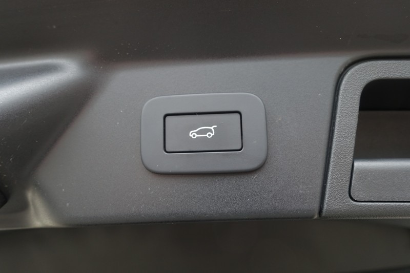 Used Land Rover Range Rover Velar 2024 for sale - 77945592: Photo 31