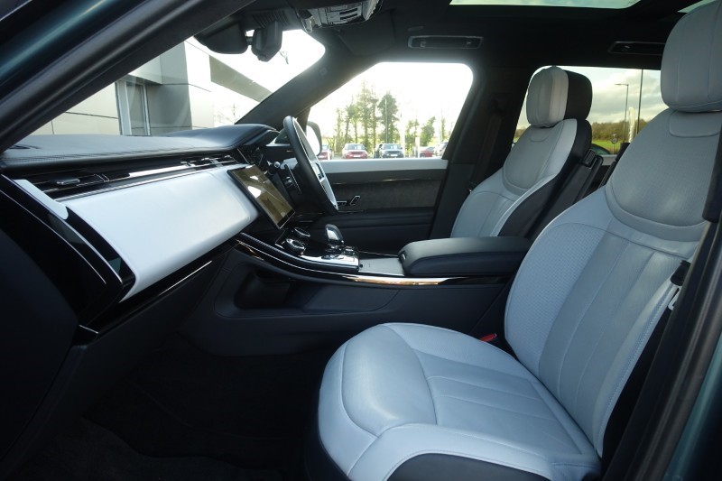 Used Land Rover Range Rover Sport 2022 for sale - 76982242: Photo 3