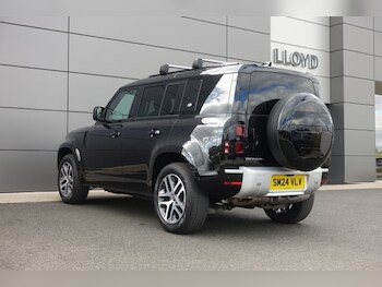 Used Land Rover Defender 2024 for sale - 78542654: Photo