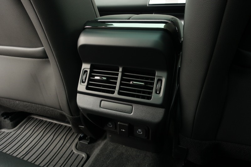 Used Land Rover Range Rover Evoque 2025 for sale - 76982205: Photo 18