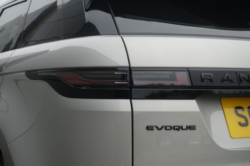 Used Land Rover Range Rover Evoque 2025 for sale - 76982205: Photo 27