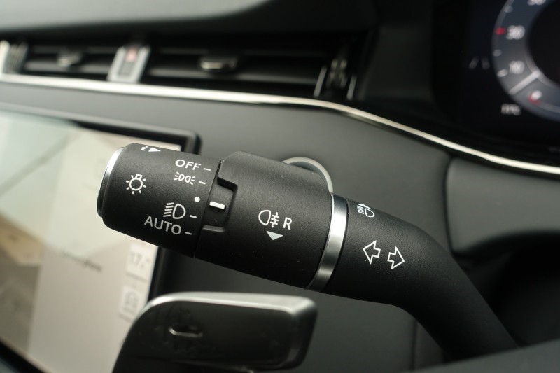 Used Land Rover Range Rover Evoque 2025 for sale - 76982205: Photo 35