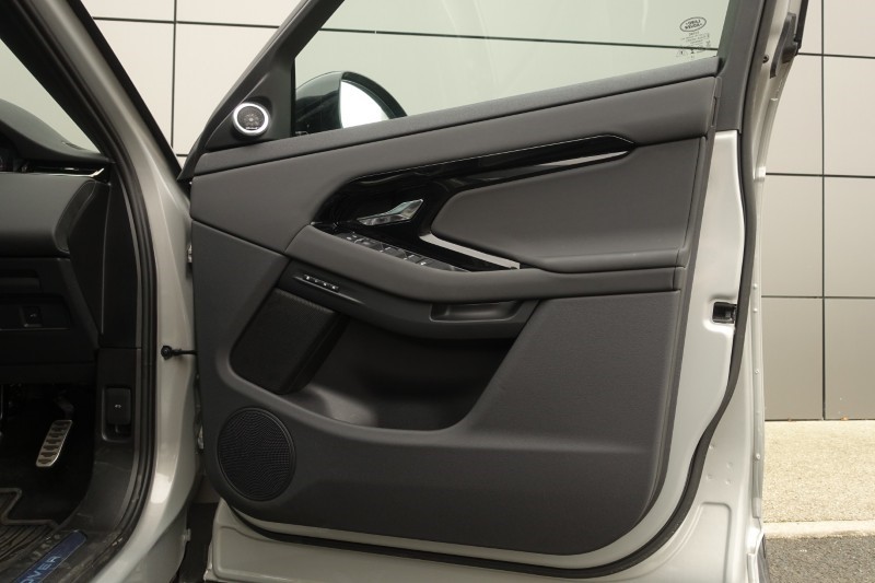 Used Land Rover Range Rover Evoque 2025 for sale - 76982205: Photo 47