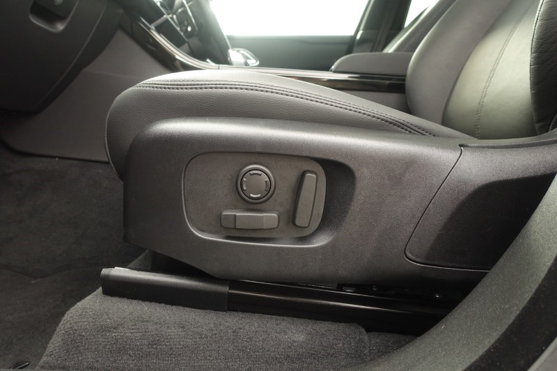 Used Land Rover Range Rover Velar 2025 for sale - 76980933: Photo 59