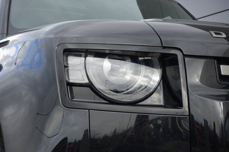 Used Land Rover Defender 2025 for sale - 78190446: Photo 18