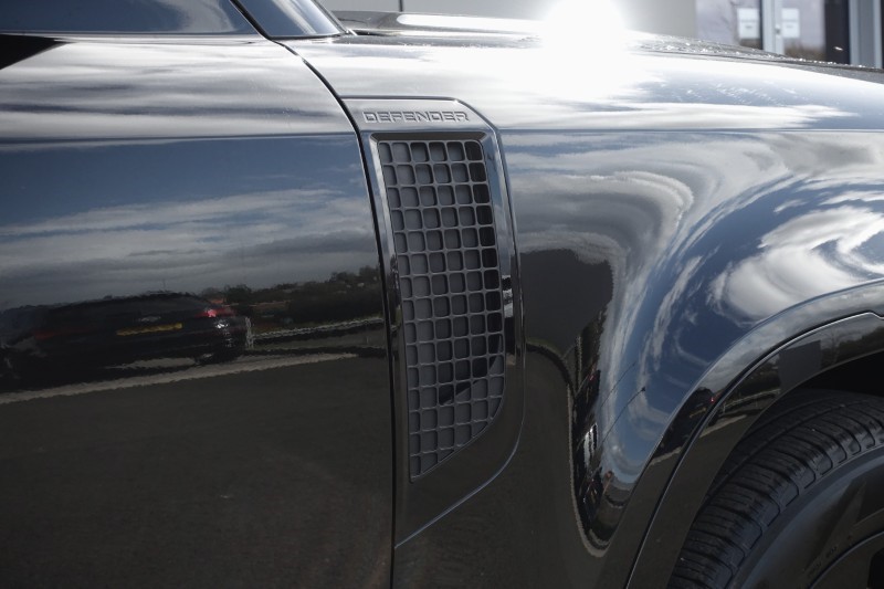 Used Land Rover Defender 2025 for sale - 78190446: Photo 21