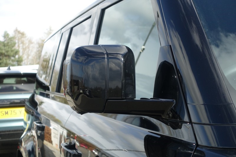 Used Land Rover Defender 2025 for sale - 78190446: Photo 24