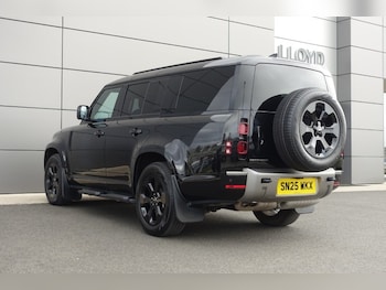 Used Land Rover Defender 2025 for sale - 78190446: Photo