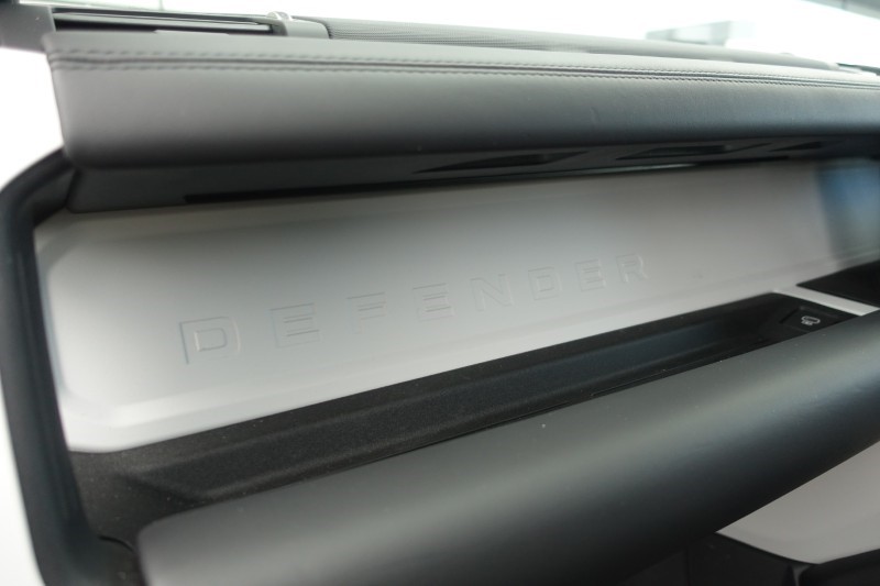 Used Land Rover Defender 2025 for sale - 78190446: Photo 70