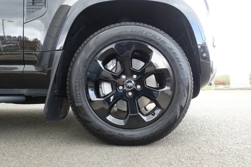 Used Land Rover Defender 2025 for sale - 78190446: Photo 9