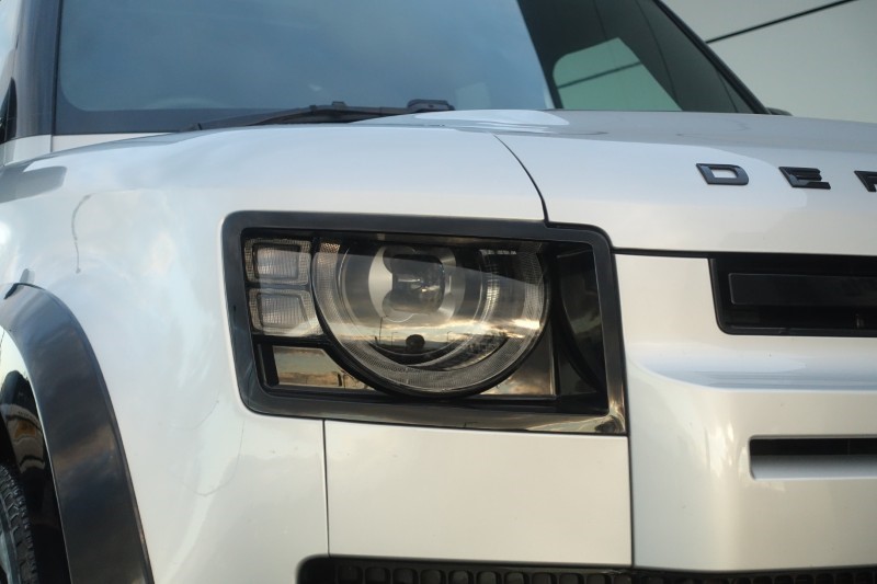 Used Land Rover Defender 2024 for sale - 76982214: Photo 17