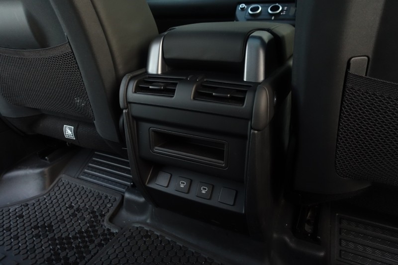 Used Land Rover Defender 2024 for sale - 76982214: Photo 18