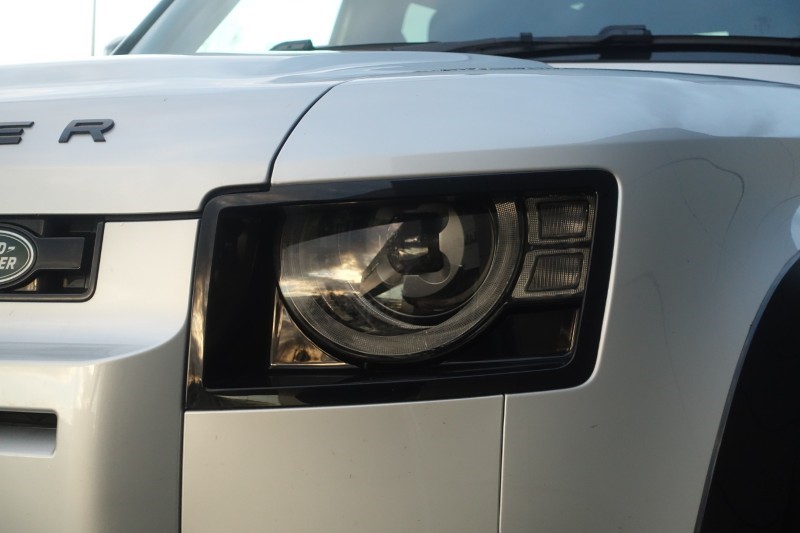 Used Land Rover Defender 2024 for sale - 76982214: Photo 35