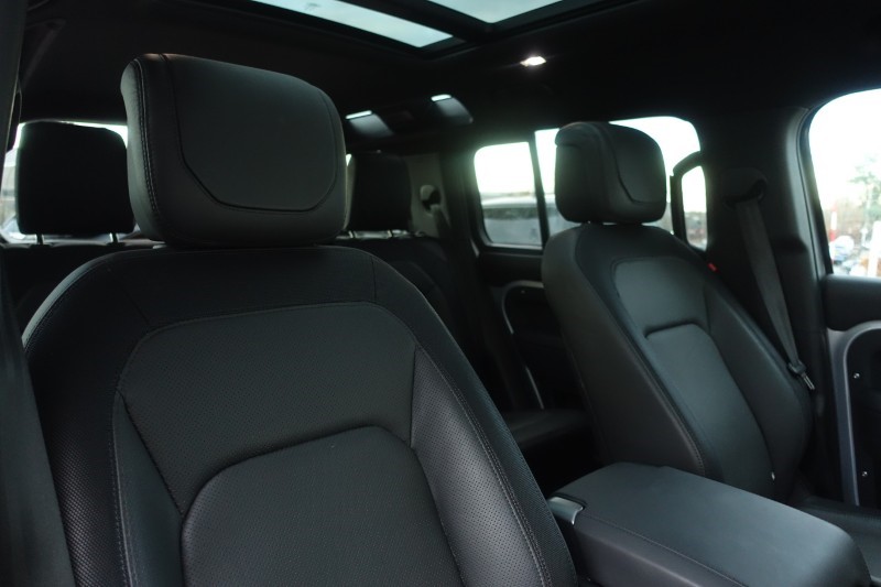 Used Land Rover Defender 2024 for sale - 76982214: Photo 50