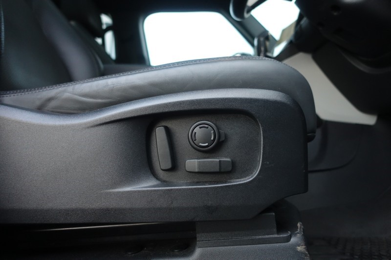 Used Land Rover Defender 2024 for sale - 76982214: Photo 53