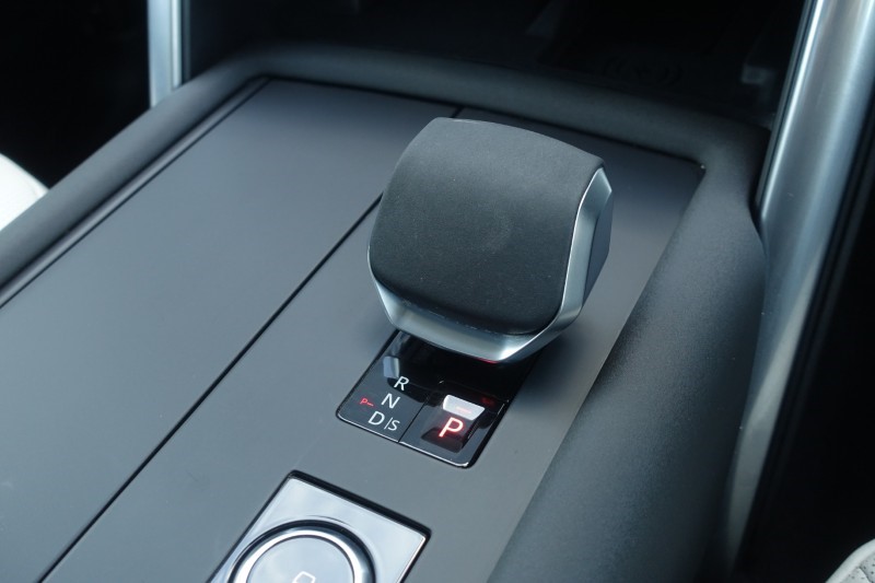 Used Land Rover Discovery 2025 for sale - 77001363: Photo 13