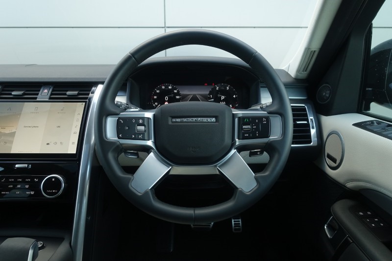 Used Land Rover Discovery 2025 for sale - 77001363: Photo 15