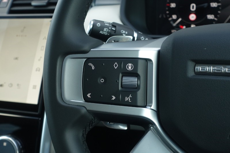 Used Land Rover Discovery 2025 for sale - 77001363: Photo 37