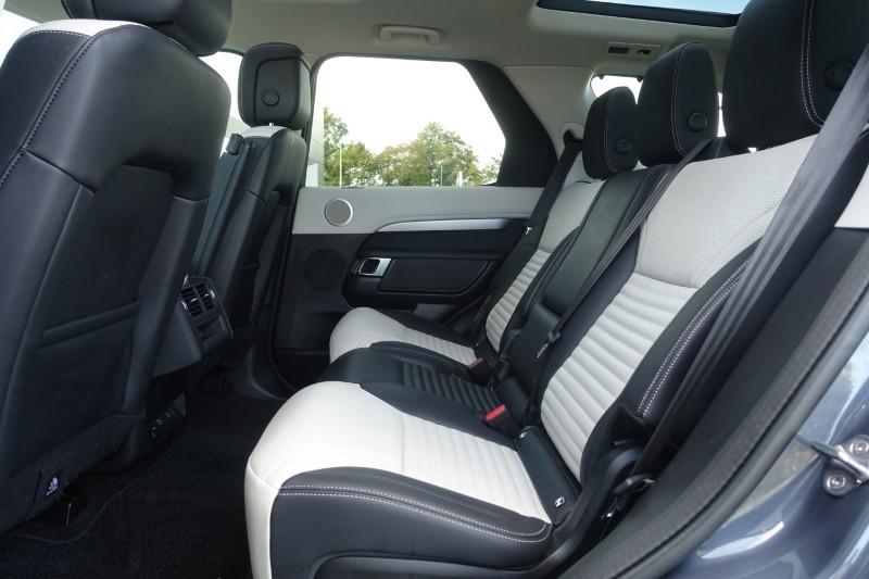 Used Land Rover Discovery 2025 for sale - 77001363: Photo 4