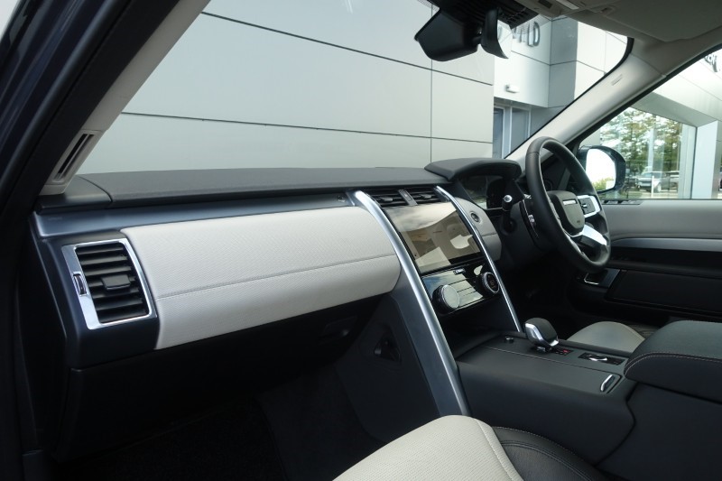 Used Land Rover Discovery 2025 for sale - 77001363: Photo 64