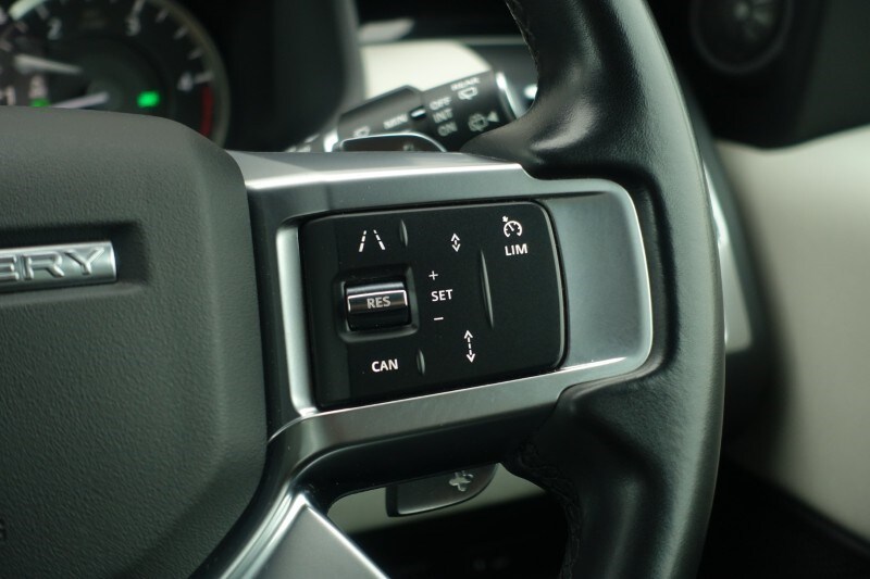 Used Land Rover Discovery 2022 for sale - 77675527: Photo 33