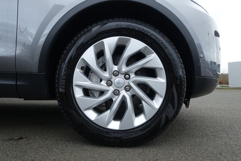 Used Land Rover Discovery 2022 for sale - 77675527: Photo 8