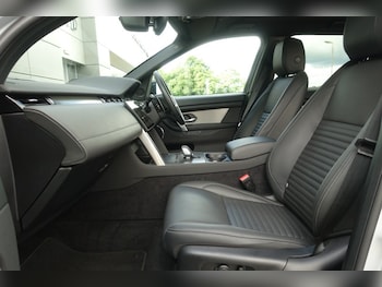 Used Land Rover Discovery Sport 2024 for sale - 78870203: Photo