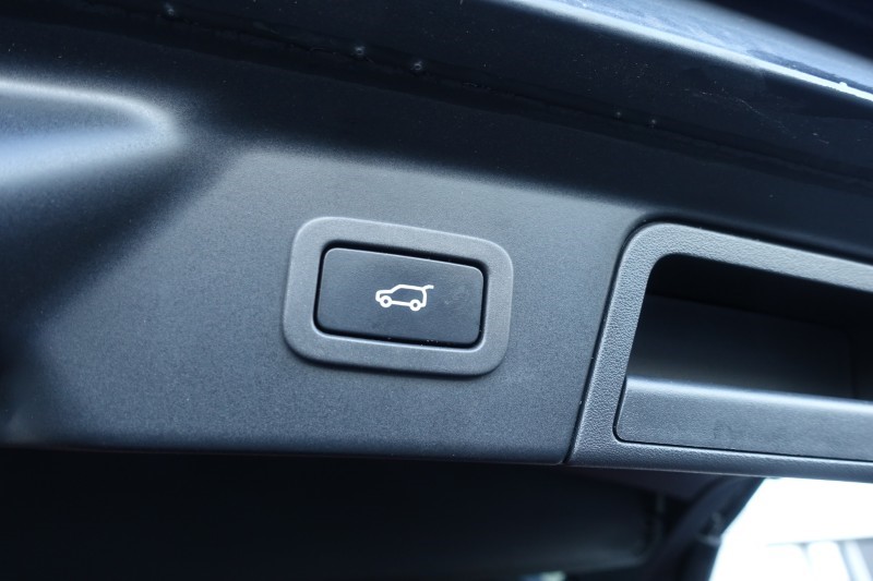 Used Land Rover Range Rover Velar 2022 for sale - 77220418: Photo 57