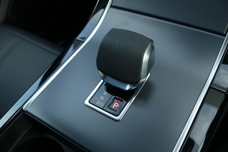 Used Land Rover Range Rover Velar 2025 for sale - 77589870: Photo 14