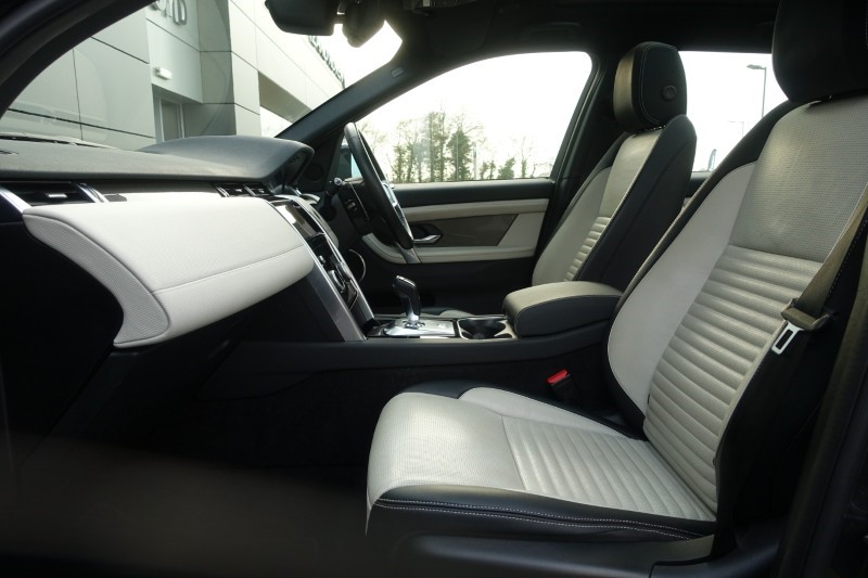 Used Land Rover Discovery Sport 2022 for sale - 77258395: Photo 3