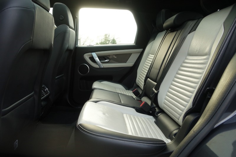 Used Land Rover Discovery Sport 2022 for sale - 77258395: Photo 4