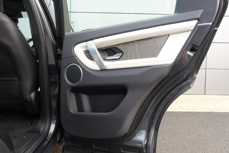 Used Land Rover Discovery Sport 2022 for sale - 77258395: Photo 43