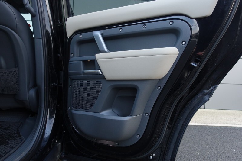 Used Land Rover Defender 2023 for sale - 77554986: Photo 50