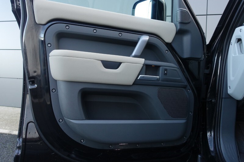 Used Land Rover Defender 2023 for sale - 77554986: Photo 56