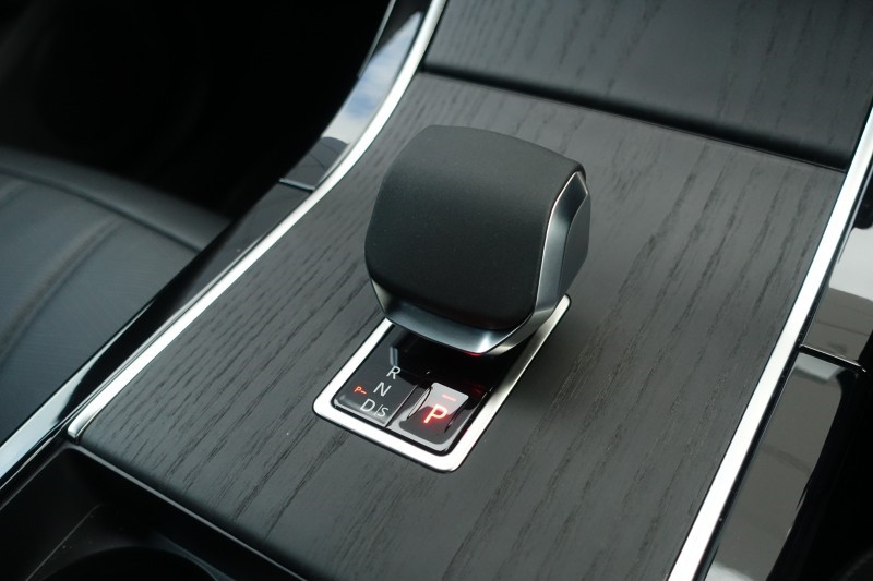 Used Land Rover Range Rover Evoque 2025 for sale - 76982237: Photo 13