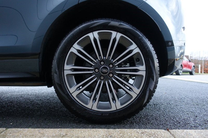 Used Land Rover Range Rover Evoque 2025 for sale - 76982237: Photo 24