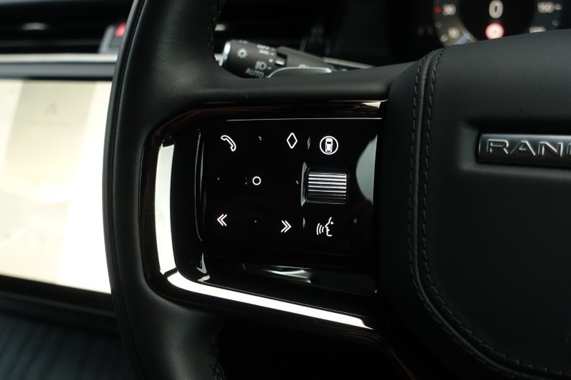 Used Land Rover Range Rover Evoque 2025 for sale - 76982237: Photo 31