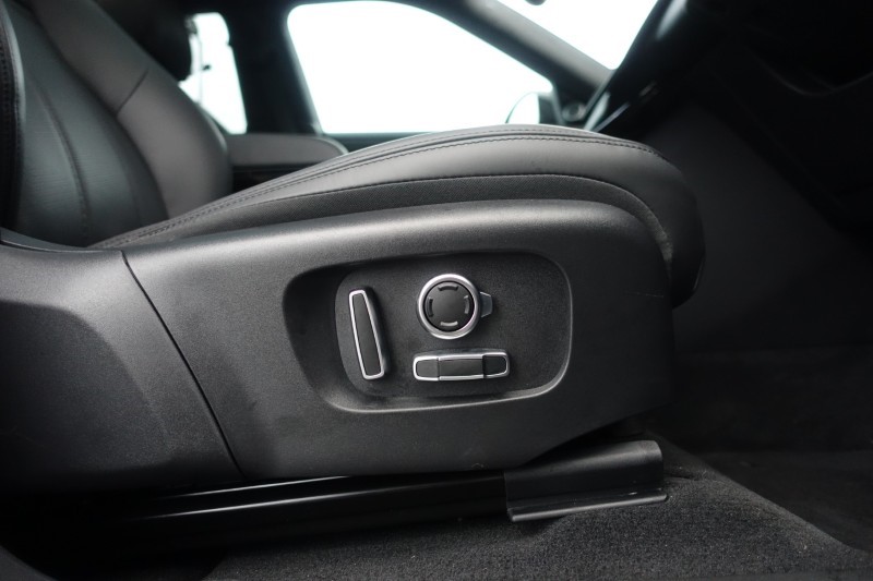 Used Land Rover Range Rover Evoque 2025 for sale - 76982237: Photo 42