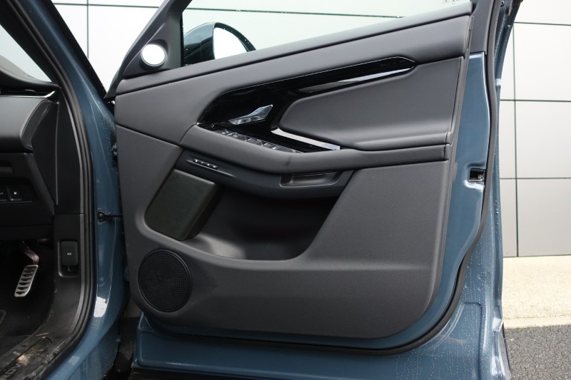 Used Land Rover Range Rover Evoque 2025 for sale - 76982237: Photo 43