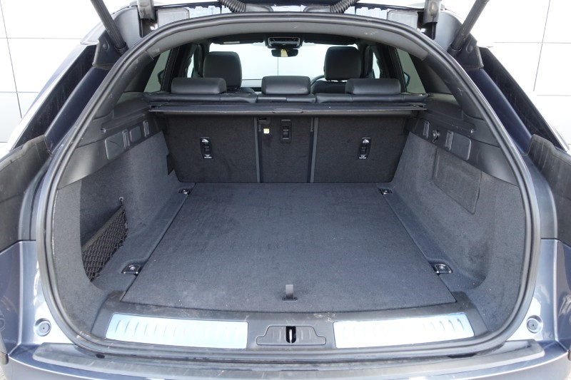 Used Land Rover Range Rover Velar 2025 for sale - 77950806: Photo 10