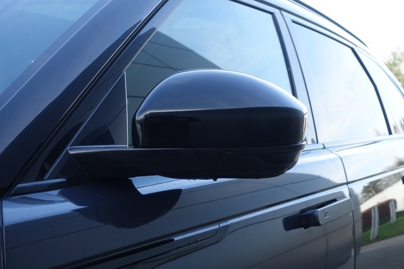 Used Land Rover Range Rover Velar 2025 for sale - 77950806: Photo 32