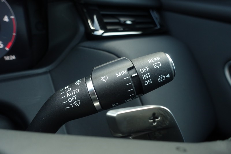 Used Land Rover Range Rover Velar 2025 for sale - 77950806: Photo 36